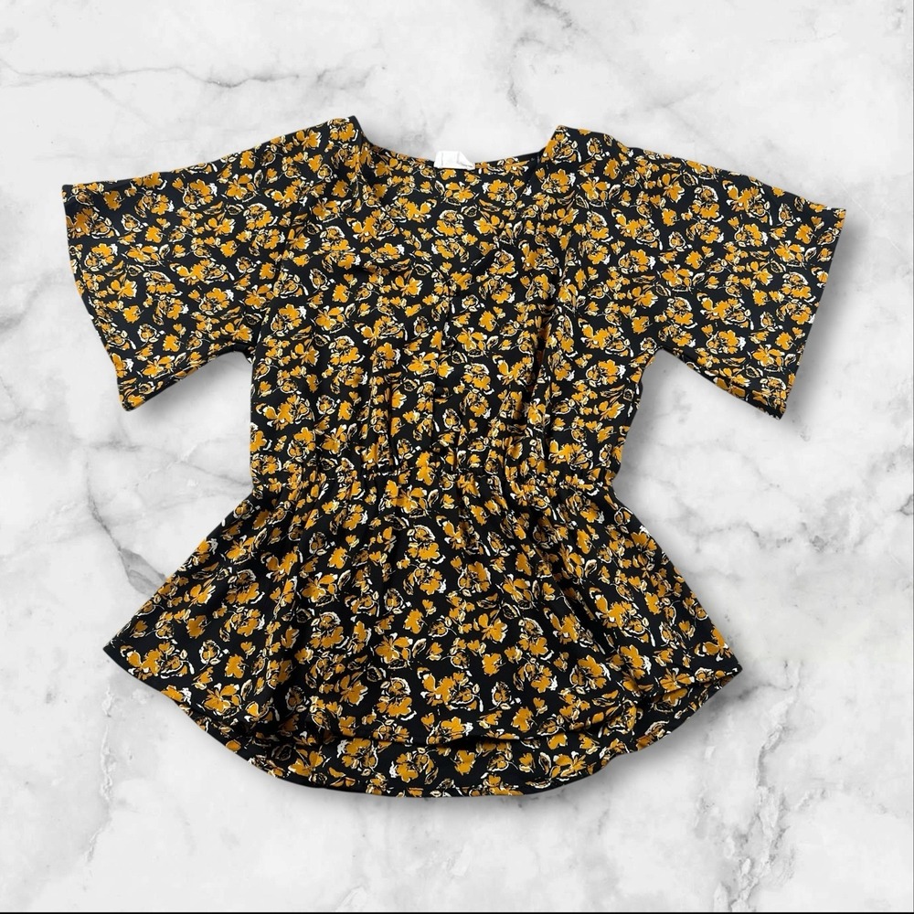 Peplum Top Womens Small Black Floral Flutter Sleeve Boho Flowy Feminine Blouse